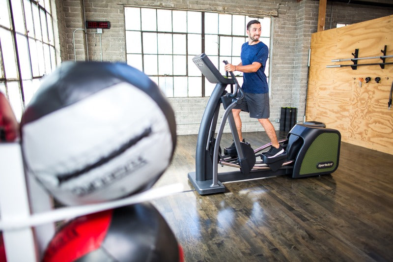 SportsArt Eco-Powr G876 Elliptical -G876