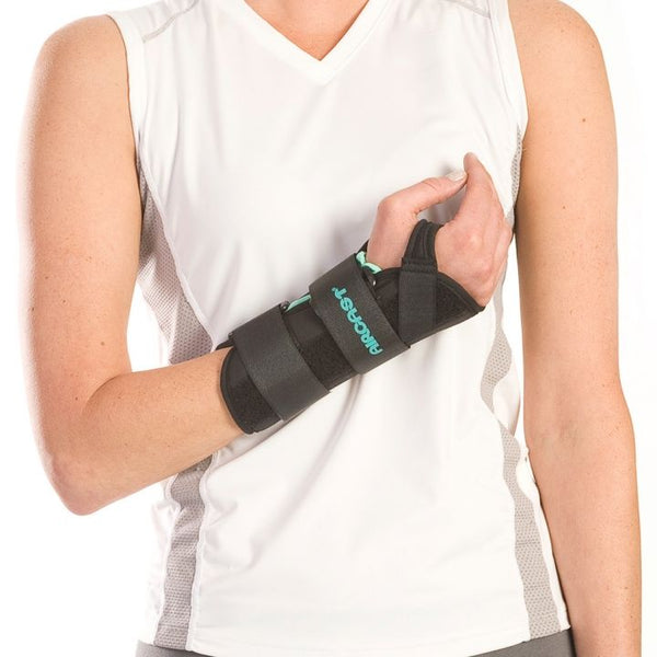 WRIST BRACE, SMALL, RIGHT, SOLD AS EACH DJO, 105